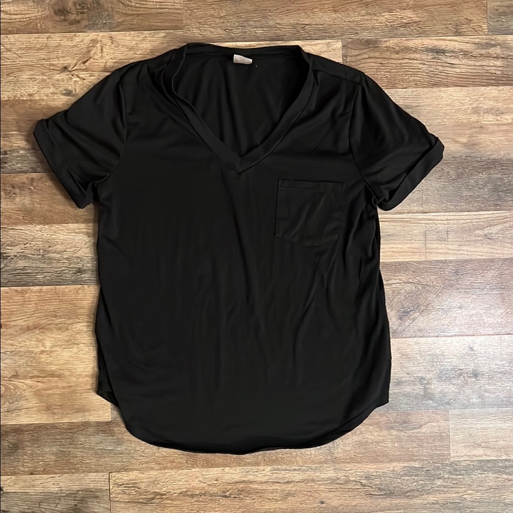 No Boundaries Black V-Neck Tee with Pocket
